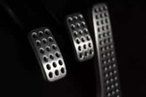 Aston-Martin-Valiant-14