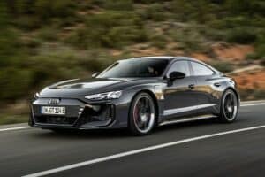 Audi-RS-e-tron-GT-(1)