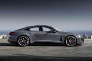 Audi-RS-e-tron-GT-(8)