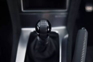 BBL-R34-Nissan-Skyline-GT-R-19-2048×1366