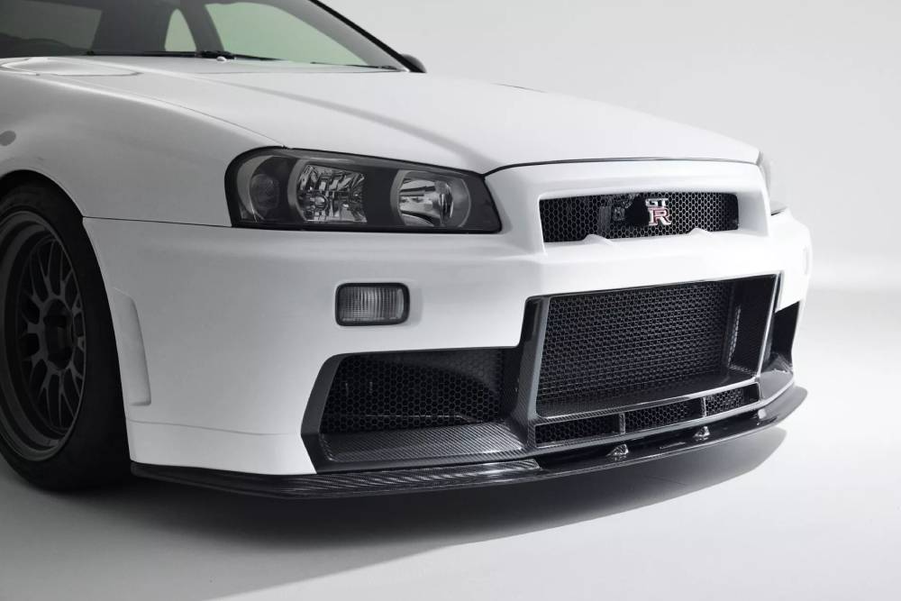 https://autogreeknews.gr/wp-content/uploads/2024/06/BBL-R34-Nissan-Skyline-GT-R-7-2048x1366-1.jpg