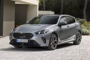 BMW-1-Series-2024-(16)
