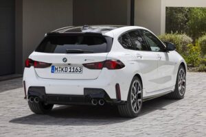 BMW-1-Series-2024-(19)