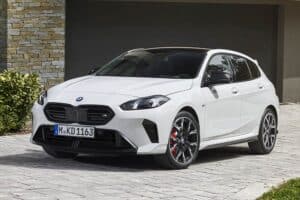 BMW-1-Series-2024-(20)