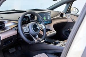 BYD_Dolphin_White_DCW32001