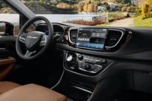 CH023_027PFqqeffjj4am1b0cj73r3hd12nml-2048×1172