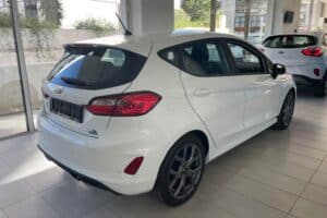 Ford-Fiesta-2024-CarCenter-(6)
