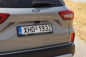 Ford-Kuga-Hybrid-2024-(11)