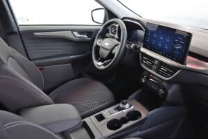 Ford-Kuga-Hybrid-2024-(18)