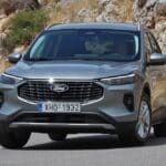 Ford-Kuga-Hybrid-2024-(2)