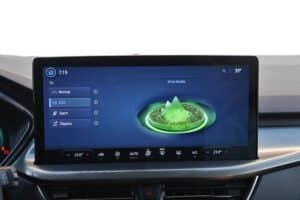 Ford-Kuga-Hybrid-2024-(28)