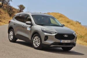 Ford-Kuga-Hybrid-2024-(3)