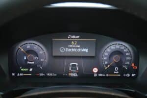 Ford-Kuga-Hybrid-2024-(32)