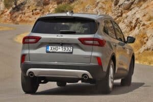 Ford-Kuga-Hybrid-2024-(5)