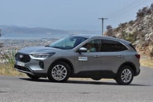 Ford-Kuga-Hybrid-2024-(6)
