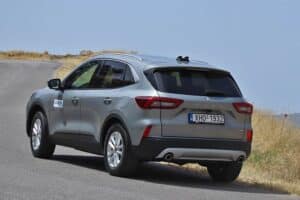 Ford-Kuga-Hybrid-2024-(7)