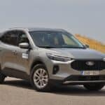 Ford-Kuga-Hybrid-2024-(8)