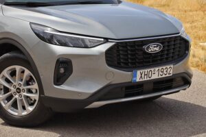 Ford-Kuga-Hybrid-2024-(9)