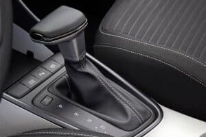Hyundai-i20-auto-gear-level