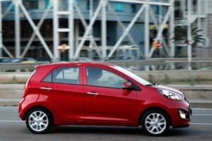 Kia-Picanto-2012-(6)