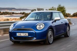 MINI-COOPER-2024-(1)