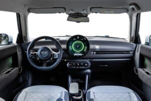 MINI-COOPER-2024-(3)
