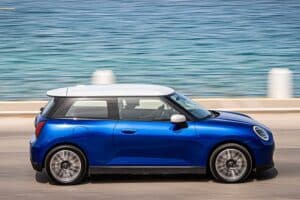 MINI-COOPER-2024-(4)