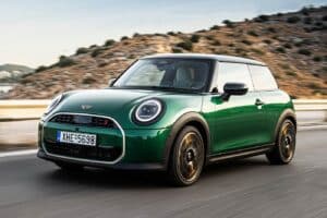MINI-Cooper-S-2024-(1)