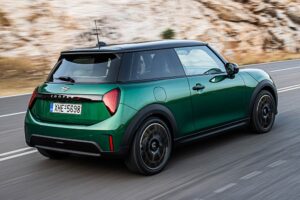MINI-Cooper-S-2024-(10)