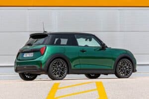 MINI-Cooper-S-2024-(6)