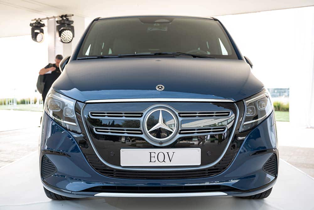 https://autogreeknews.gr/wp-content/uploads/2024/06/Mercedes-V-Class-EQV-Greece-10.jpg