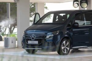 Mercedes-V-Class-EQV-Greece-(7)