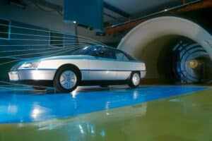 Der Opel Tech 1 im Windkanal