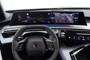 PEUGEOT-3008-2024-(24)