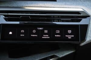 Peugeot-3008-1.2-Hybrid-2024-(24)