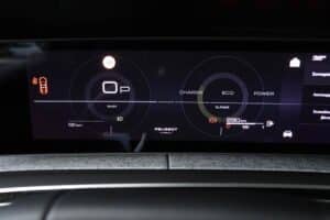 Peugeot-3008-1.2-Hybrid-2024-(27)