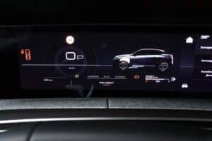 Peugeot-3008-1.2-Hybrid-2024-(29)