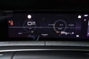 Peugeot-3008-1.2-Hybrid-2024-(31)