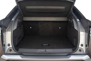 Peugeot-3008-1.2-Hybrid-2024-(33)