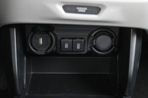 Suzuki-Swift-1.2-Hybrid-2024-(30)