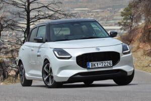 Suzuki-Swift-1.2-Hybrid-2024-(4)