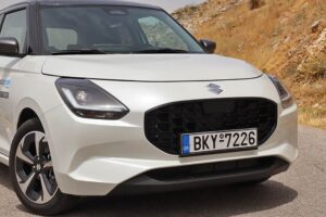 Suzuki-Swift-1.2-Hybrid-2024-(7)