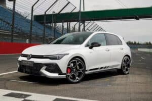 VW-Golf-GTI-Clubsport-LRing-00002-2048×1366