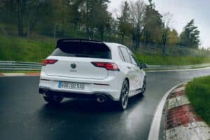 VW-Golf-GTI-Clubsport-NRing-00006-2048×1366