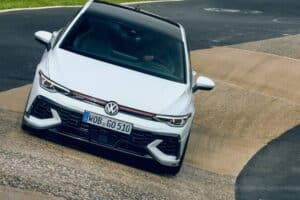 VW-Golf-GTI-Clubsport-NRing-00011-2048×1366