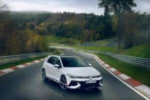 VW-Golf-GTI-Clubsport-NRing-00018-2048×1366