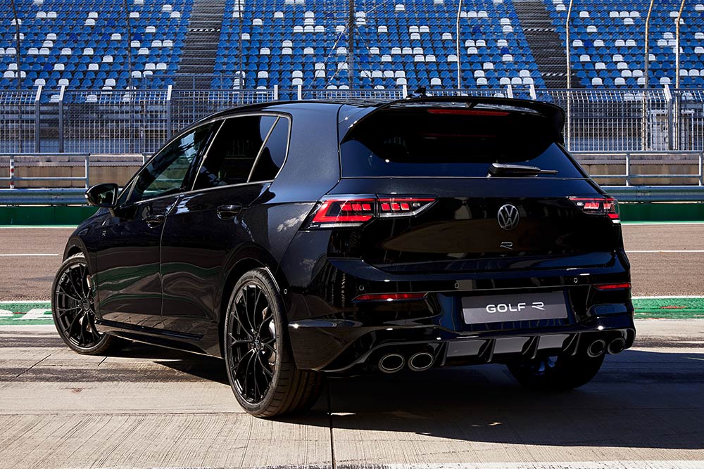 https://autogreeknews.gr/wp-content/uploads/2024/06/VW-Golf-R-2024-10.jpg