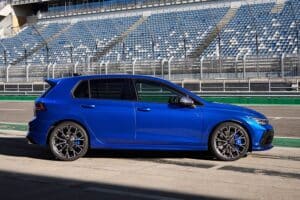 VW-Golf-R-2024—(18)