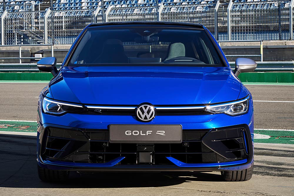 https://autogreeknews.gr/wp-content/uploads/2024/06/VW-Golf-R-2024-19.jpg