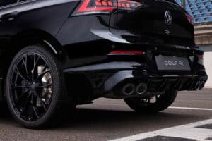 VW-Golf-R-2024—(6)